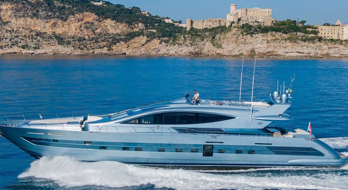 55 FIFTYFIVE yacht charter 1