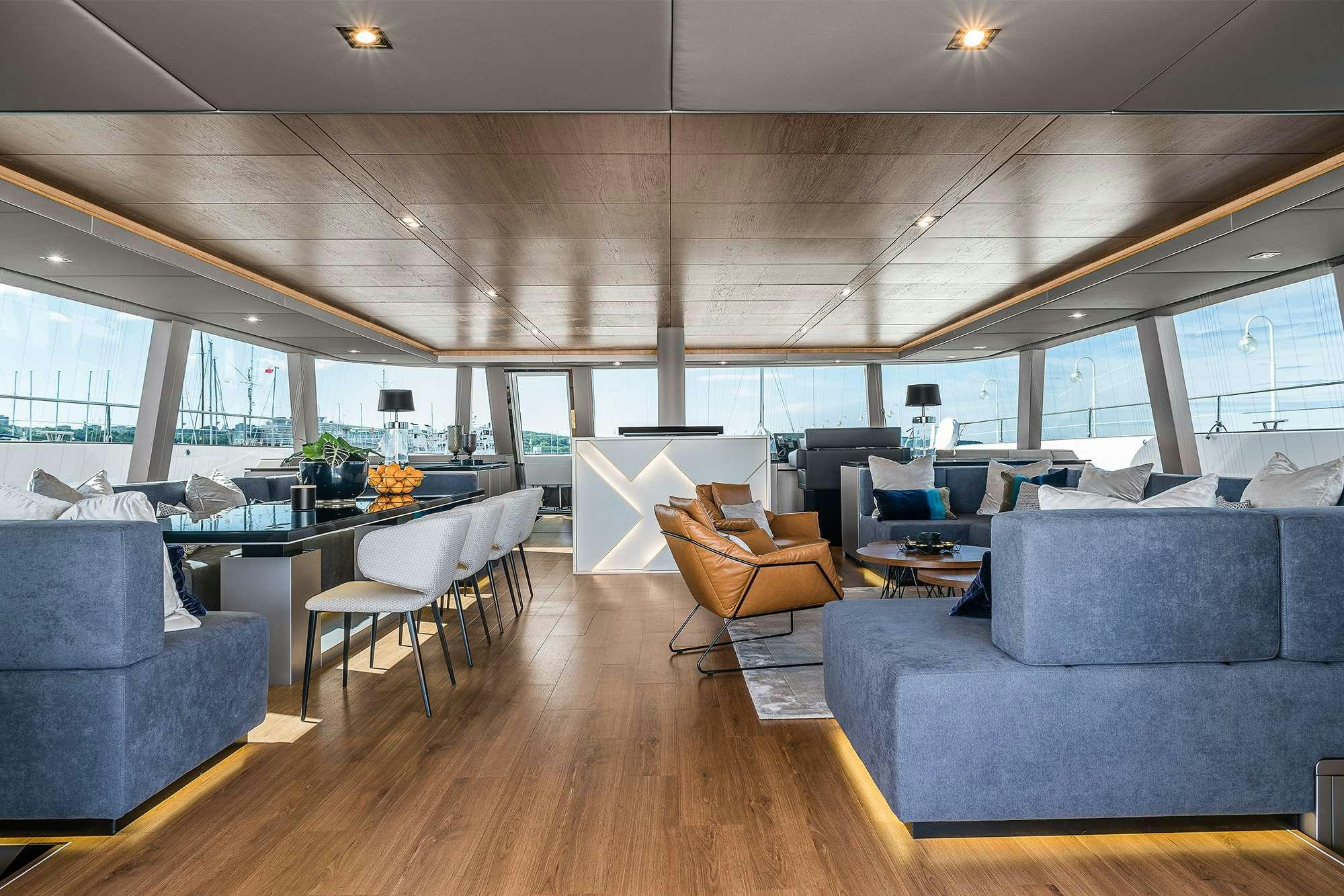 Yacht charter 7X YACHT CHARTER