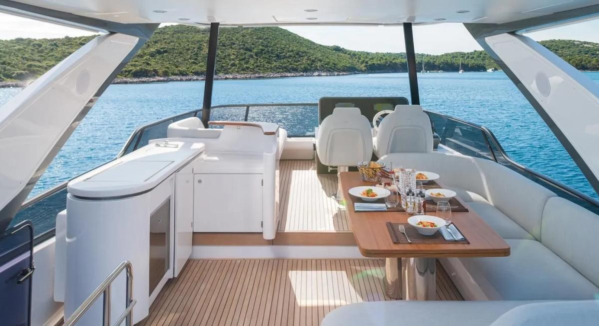 AGLAYA yacht charter 3