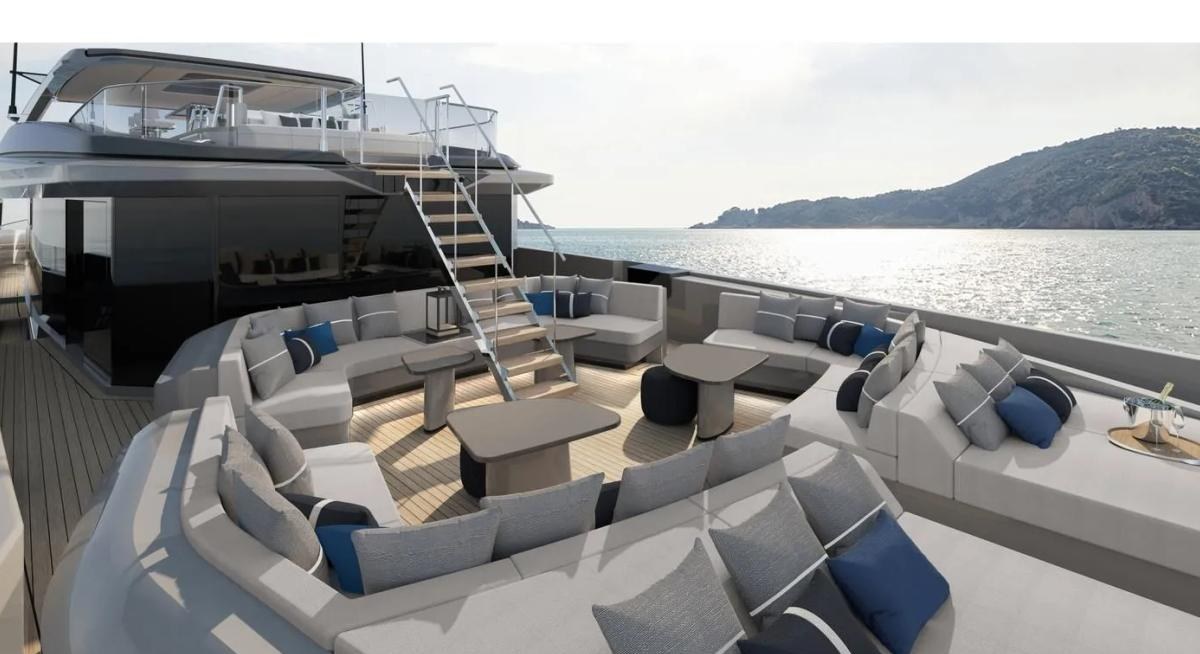 AKULA yacht charter 2