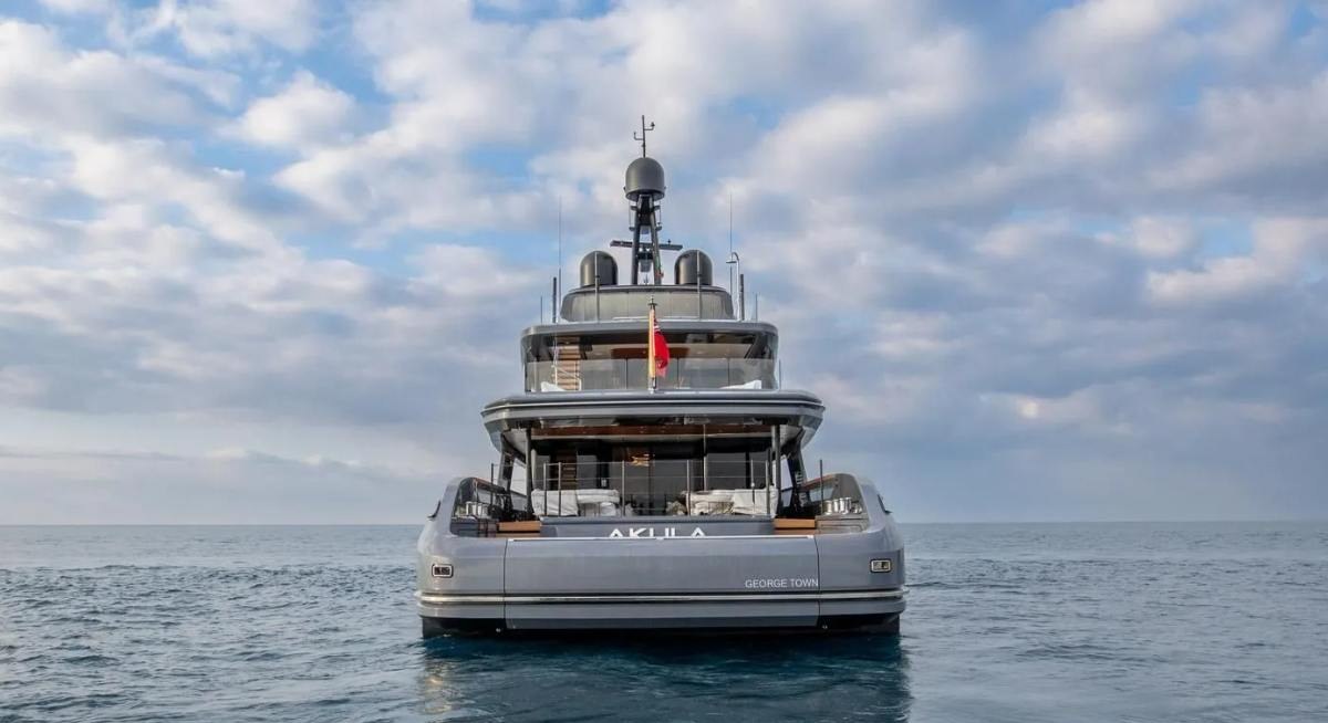 AKULA yacht charter 5