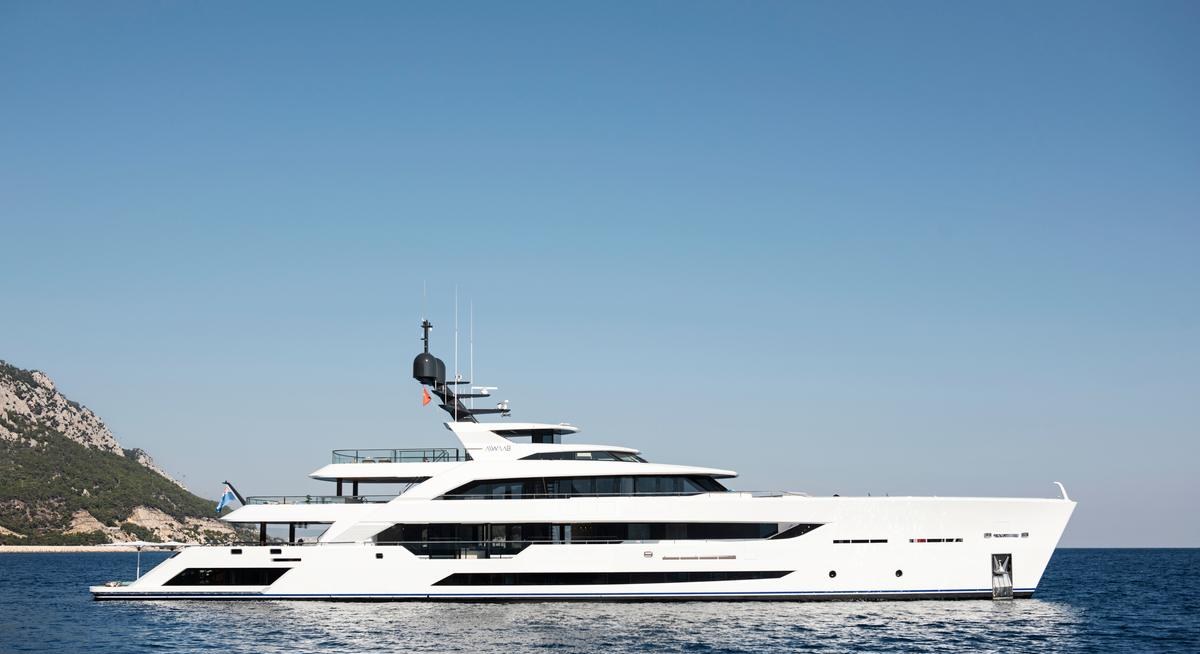 AL WAAB yacht charter 1