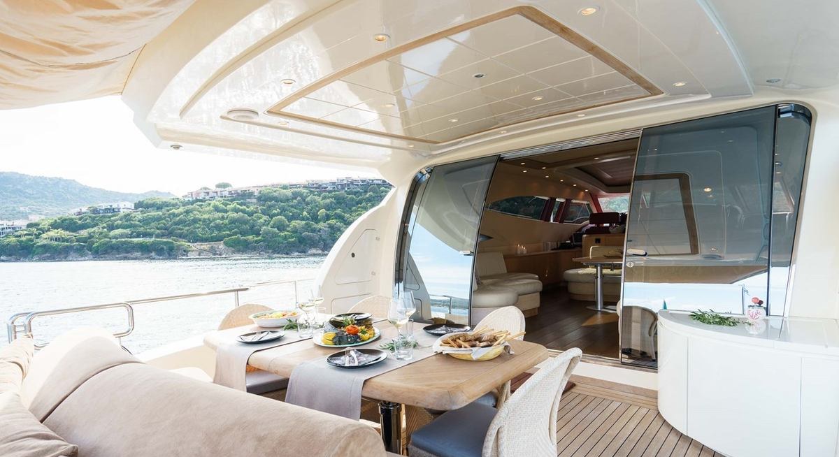ALLIE yacht charter 3