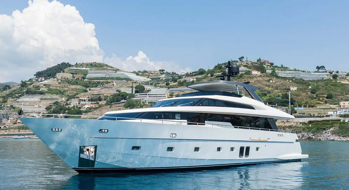 AMAN yacht charter 1