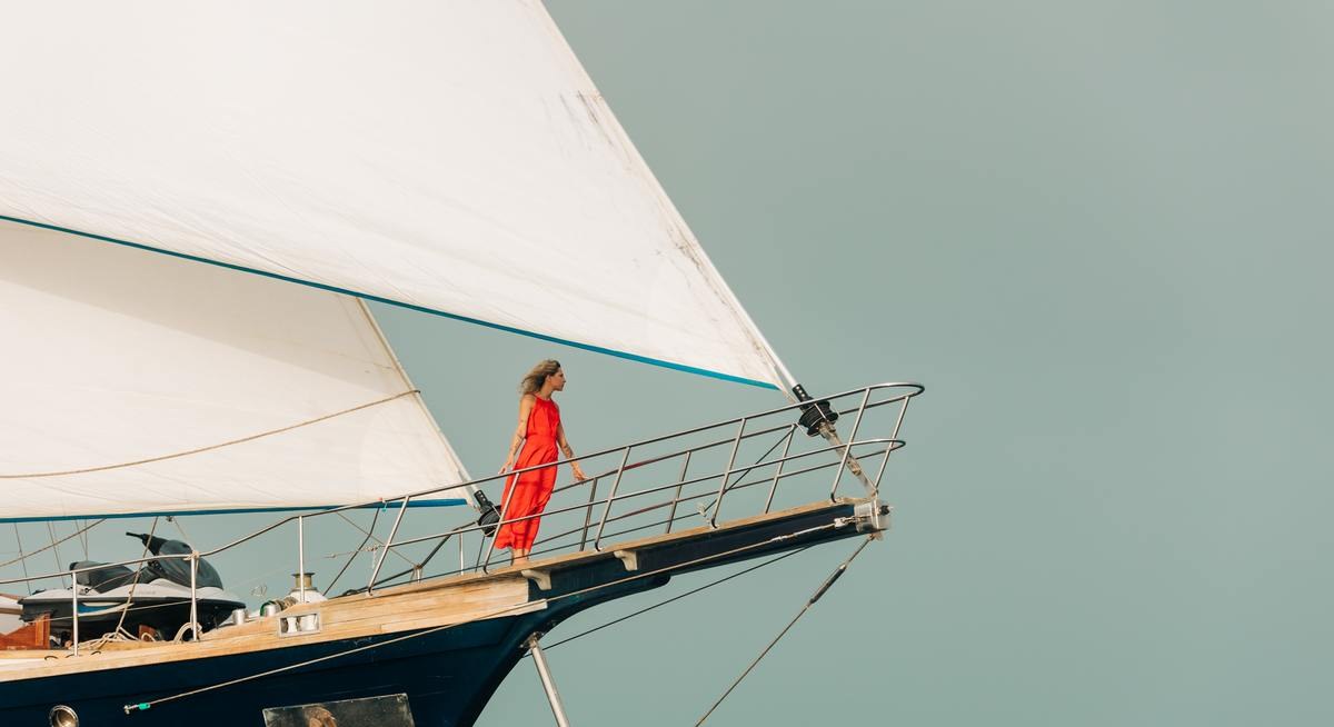 ANEMOS yacht charter 3