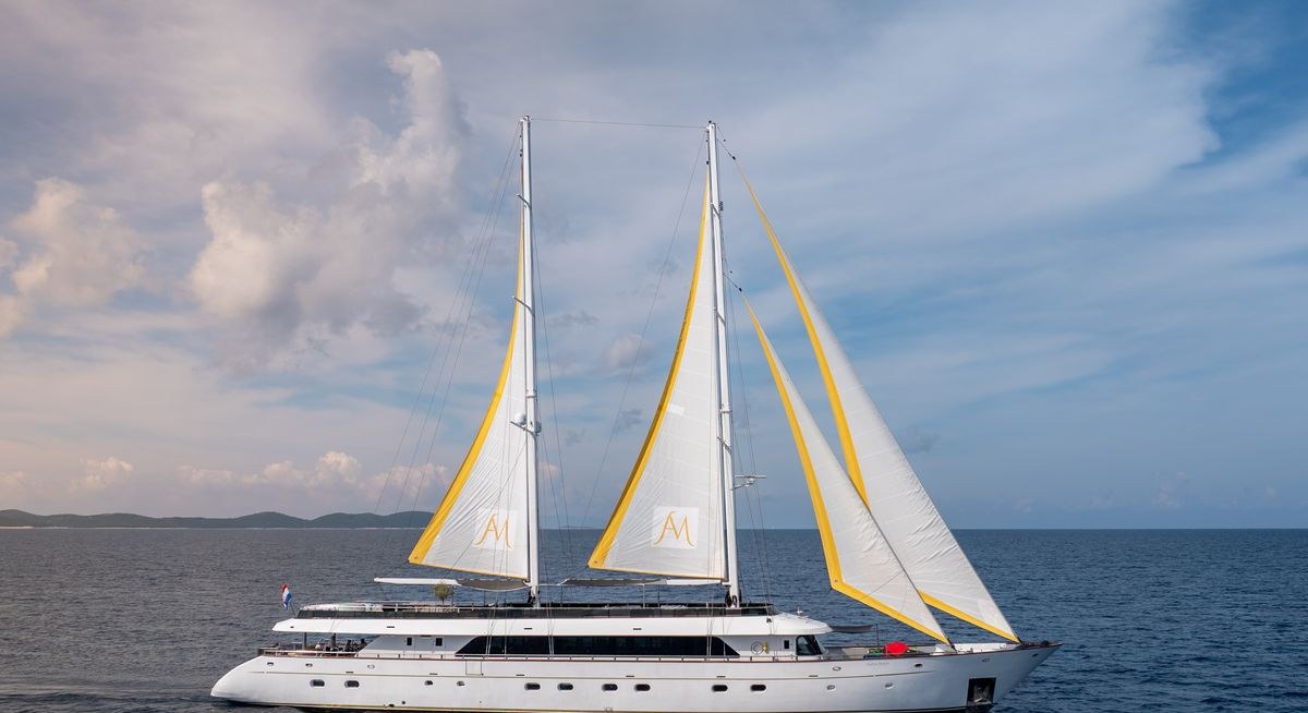 ANIMA MARIS yacht charter 1