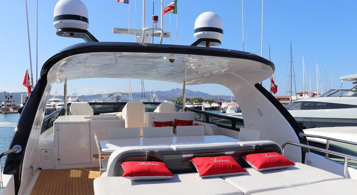 تأجير يخت ANTARAH YACHT CHARTER
