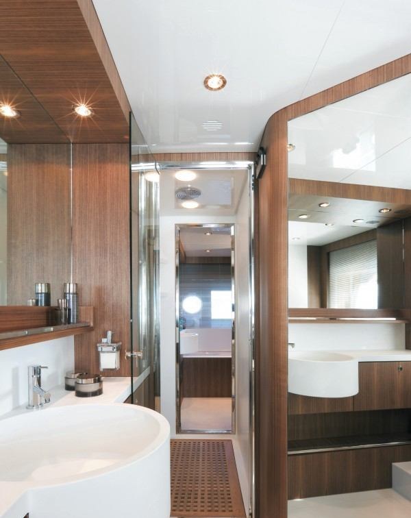 ANYTHING GOES IV yacht charter 2