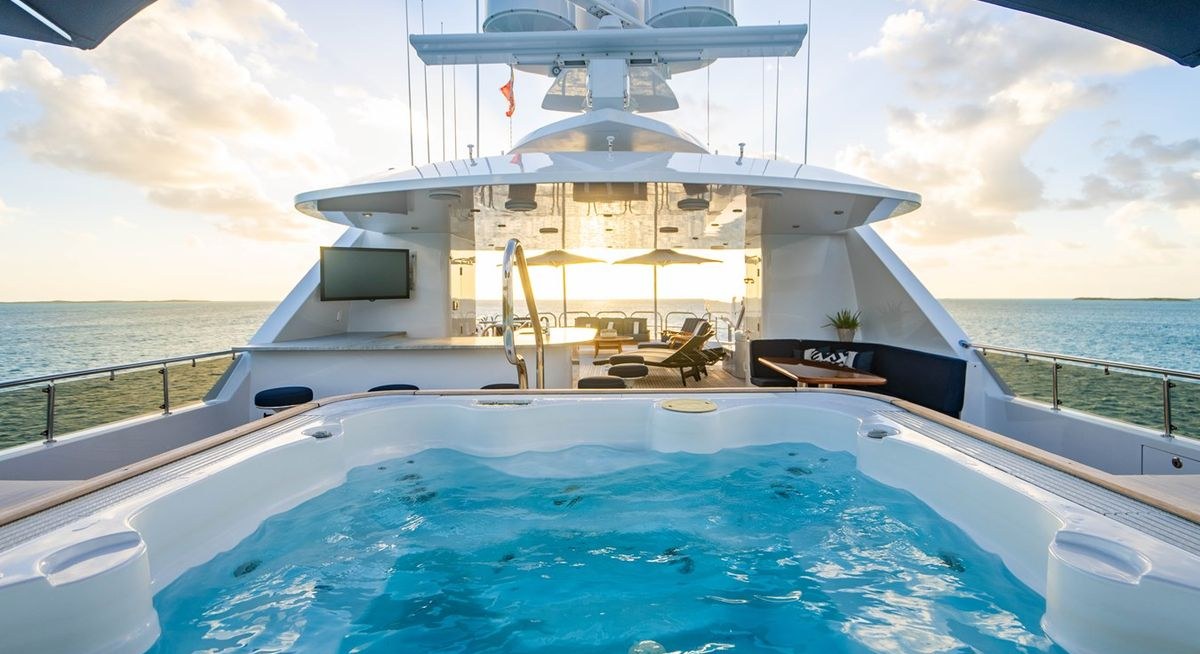 AQUASITION yacht charter 2