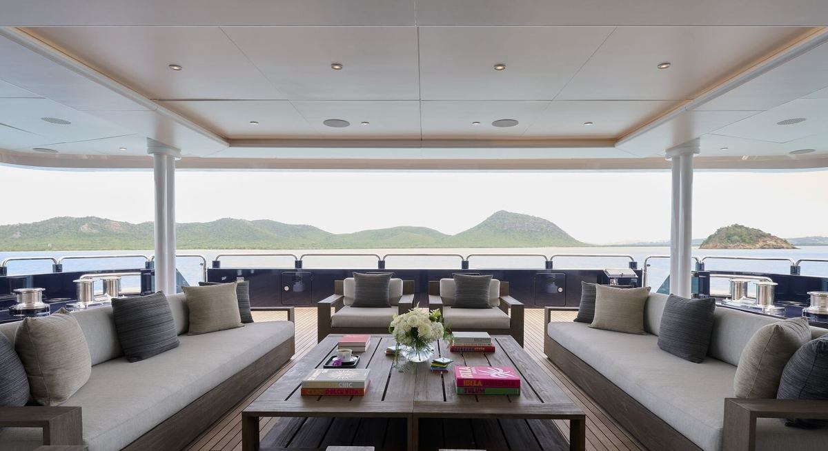 ARBEMA yacht charter 3