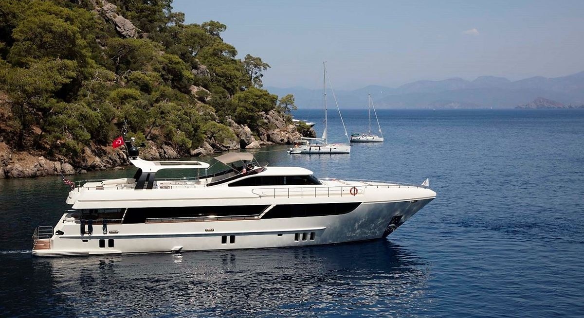 ARCHSEA yacht charter 1