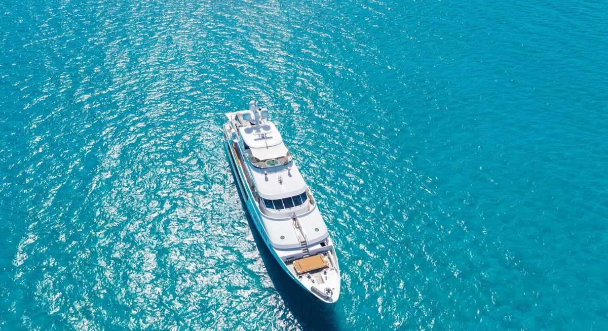 ARTEMIS yacht charter 4
