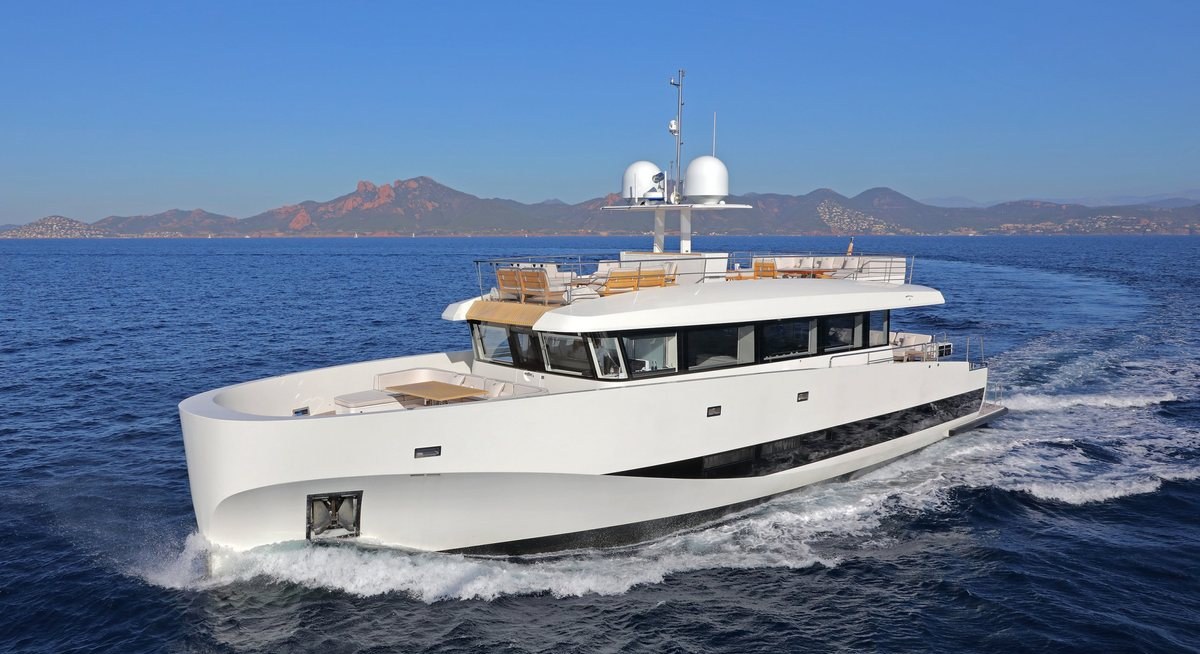 تأجير يخت ATHENA I YACHT CHARTER
