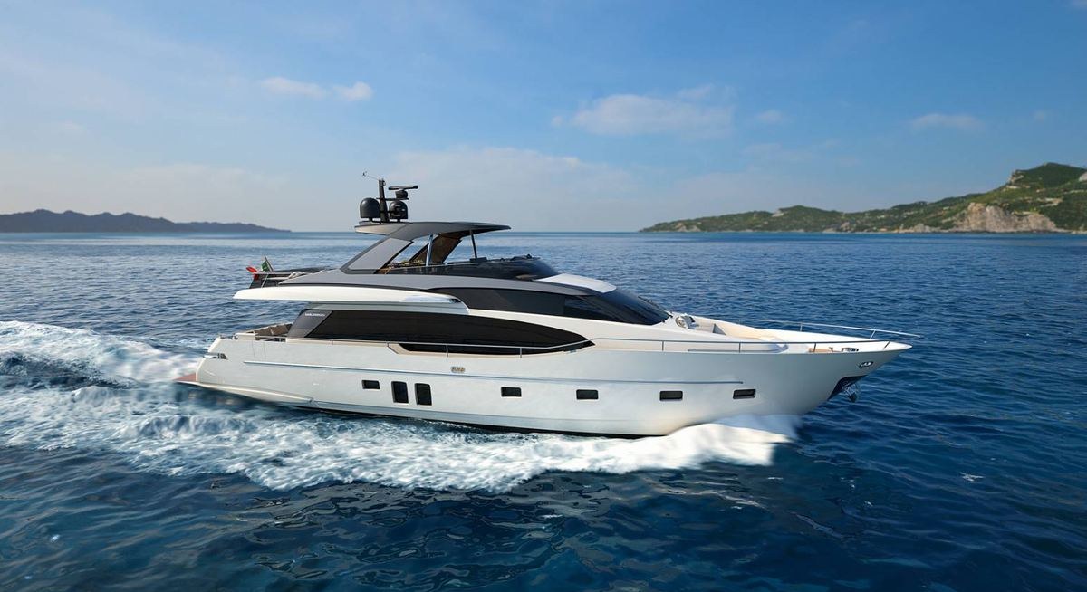 AURA I yacht charter 1