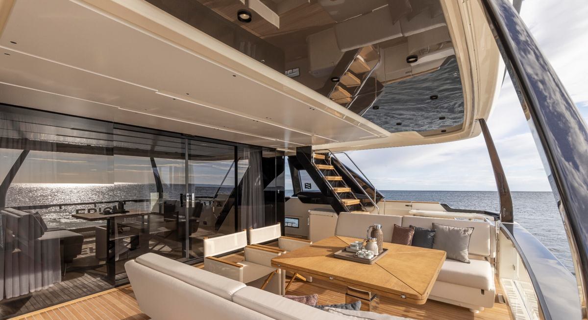 B.A.13 yacht charter 5