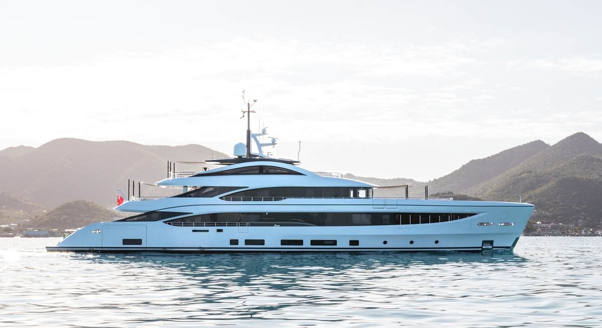 BIRUBI yacht charter 1