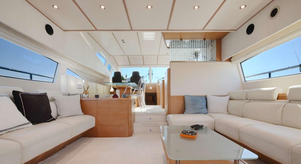 BLUEWAVE yacht charter 2