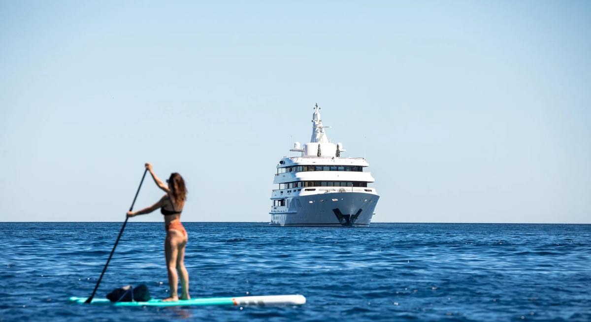 BOADICEA yacht charter 5