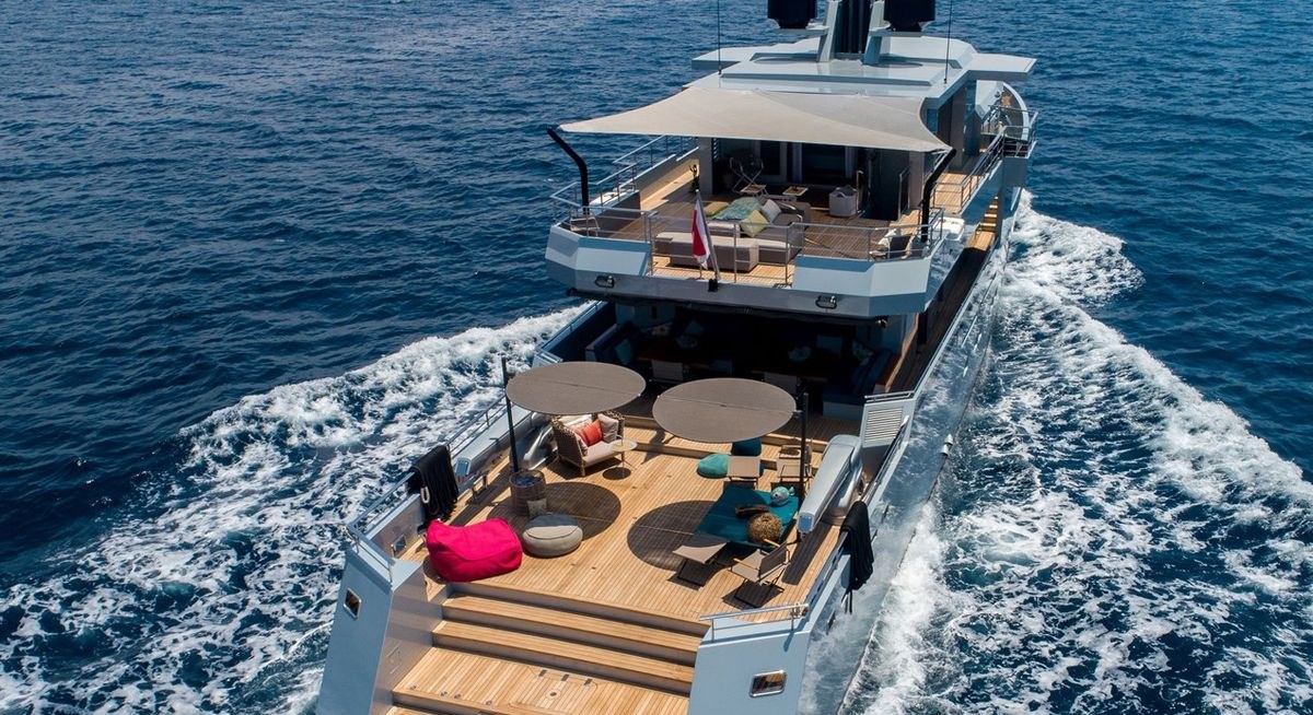 CALADAN yacht charter 5