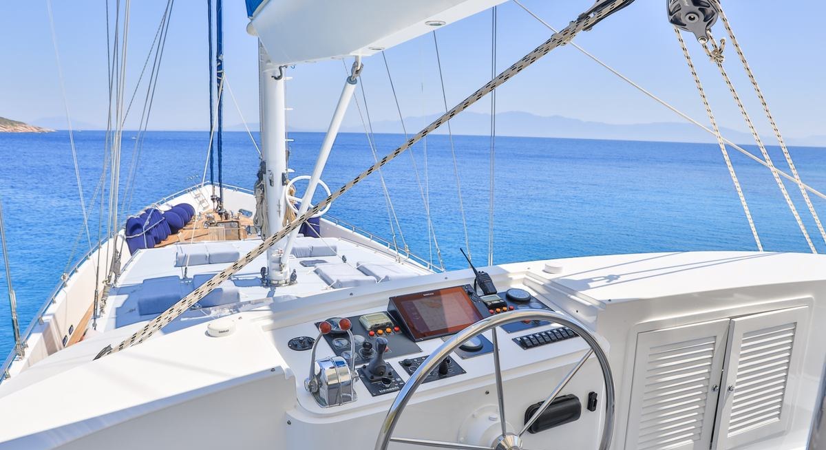 CANARIA yacht charter 2