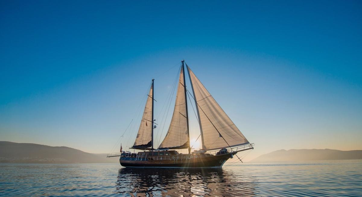 CAPRICORN 1 YACHT CHARTER yacht charter