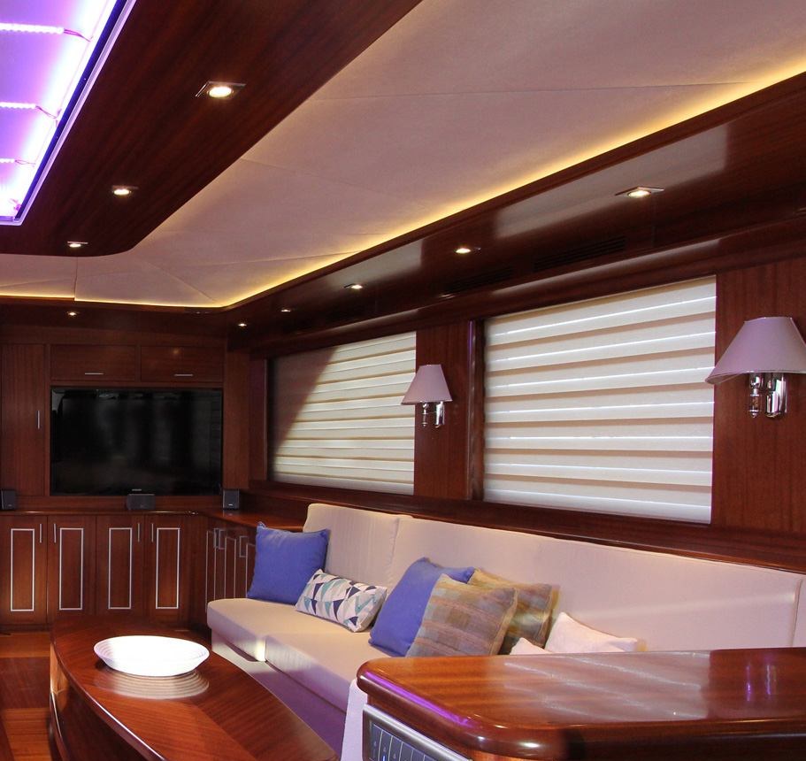 CARPE DIEM V yacht charter 3