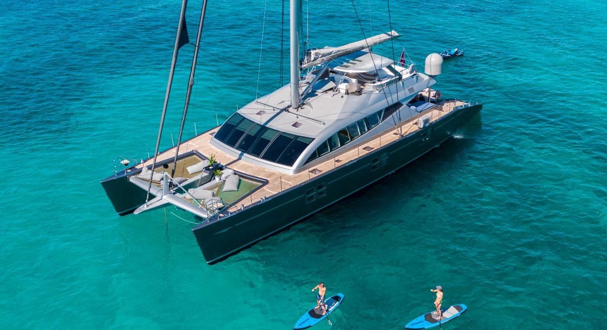 CARTOUCHE yacht charter 1