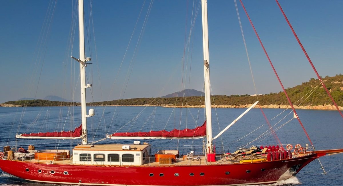 تأجير يخت CASA DELL ARTE YACHT CHARTER
