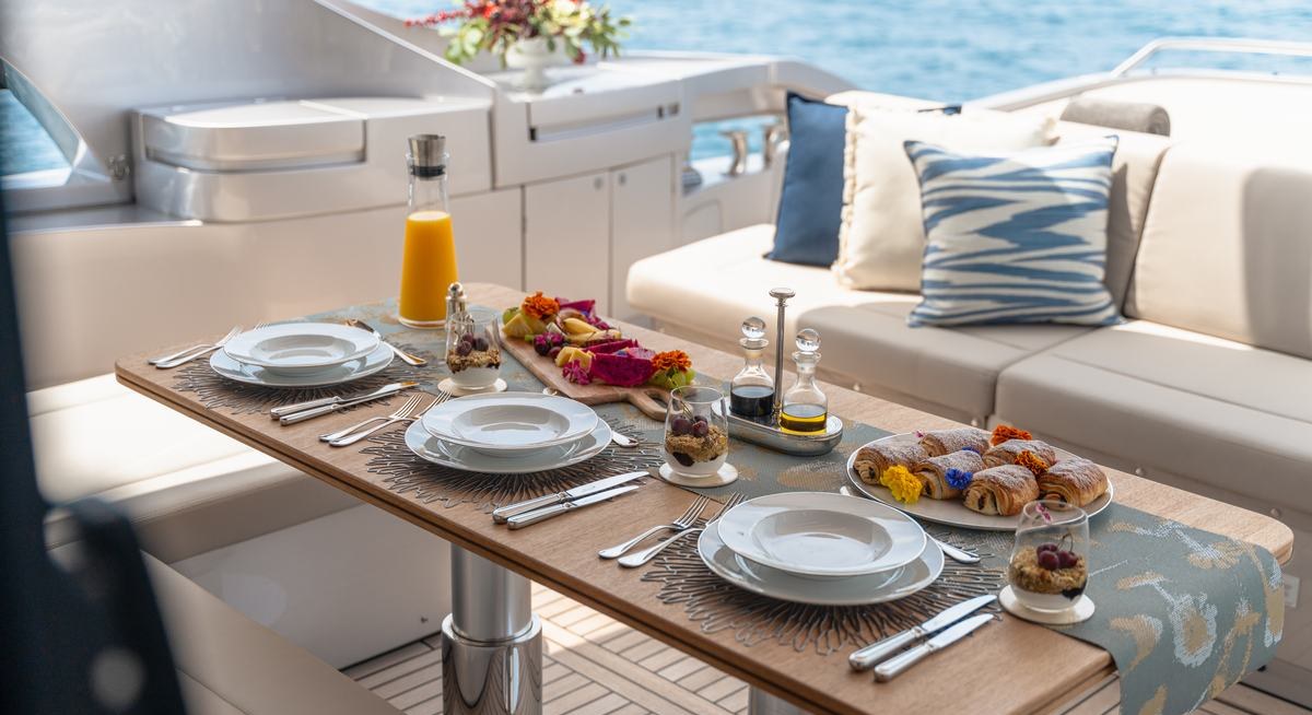 CHERRY yacht charter 3