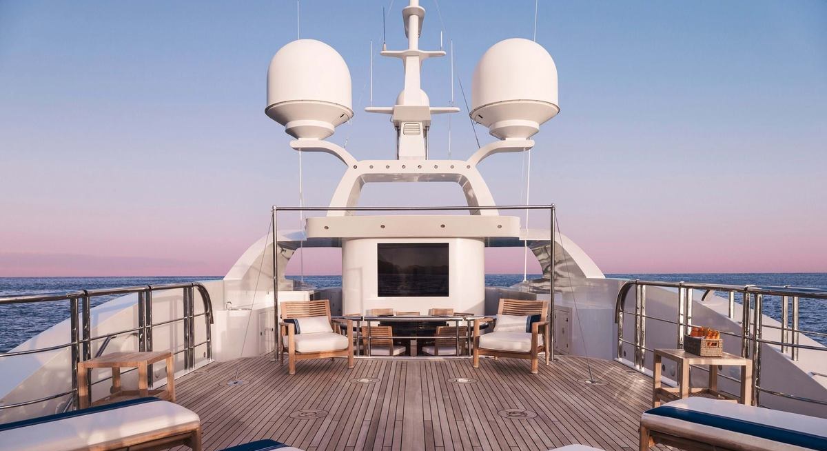 CHRISTINA V yacht charter 3