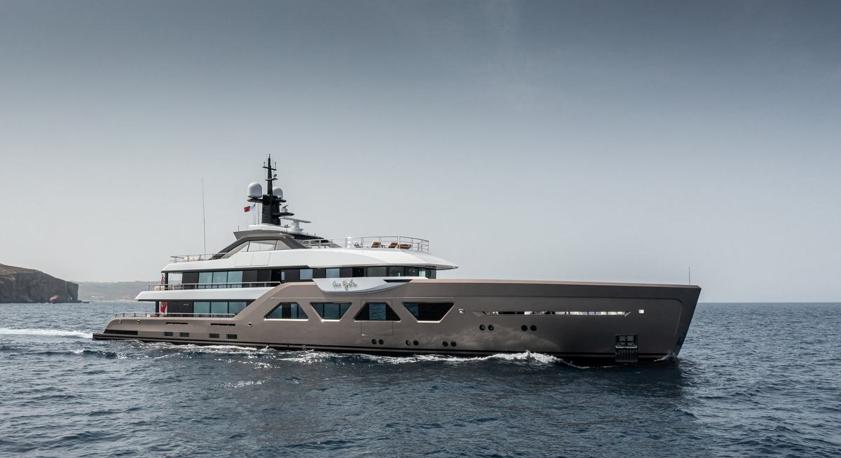 COME TOGETHER yacht charter 1
