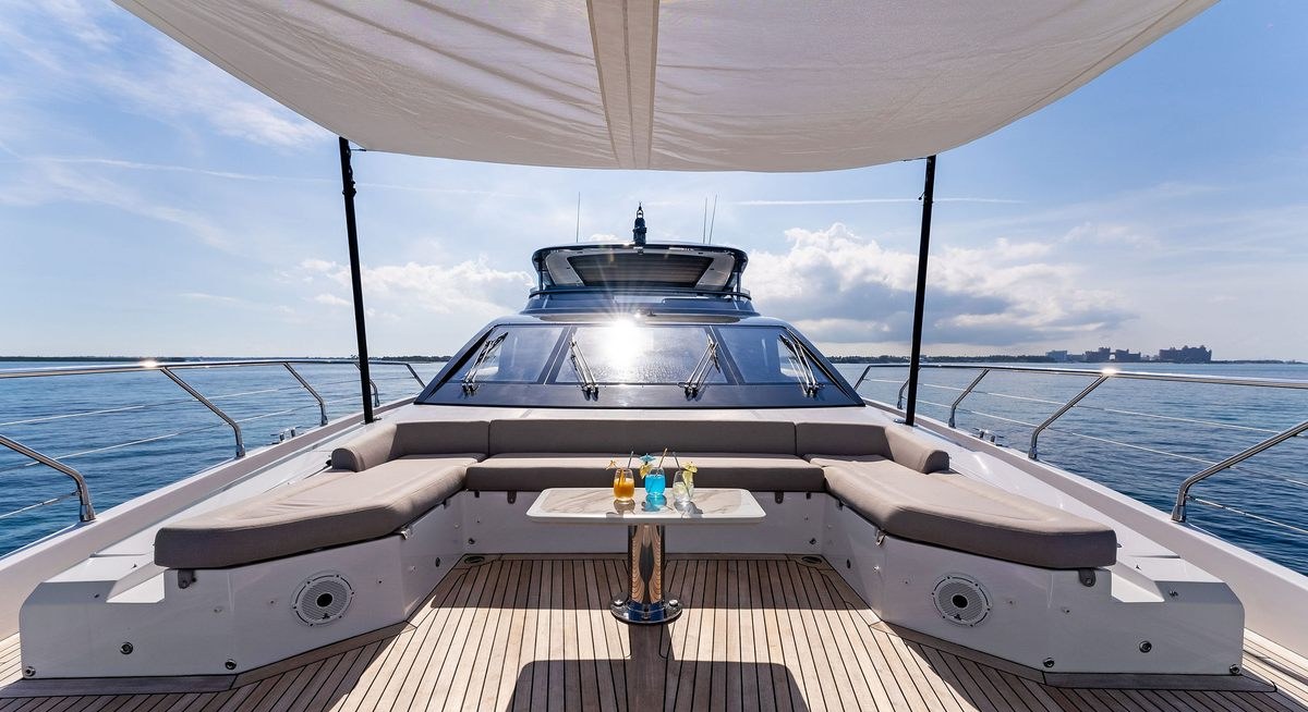 COMPASS yacht charter 2