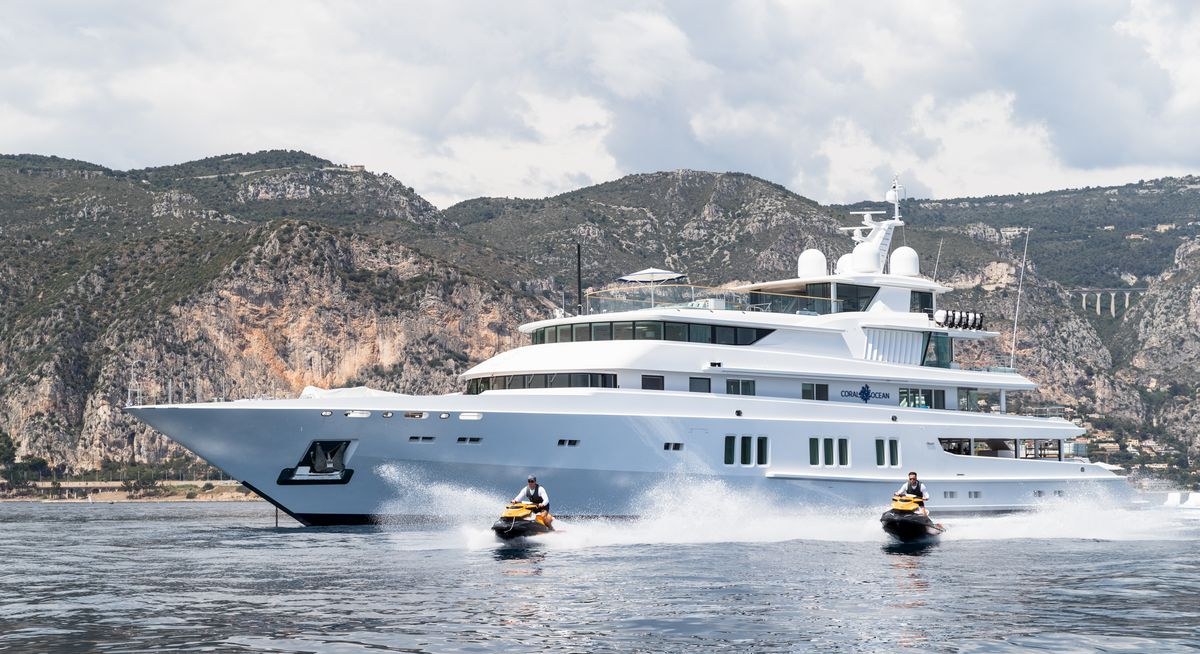 تأجير يخت CORAL OCEAN YACHT CHARTER