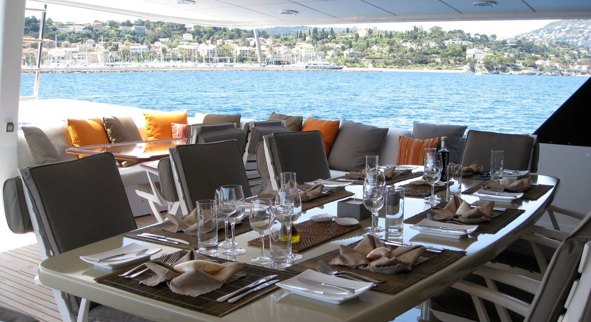 COSTA MAGNA yacht charter 5