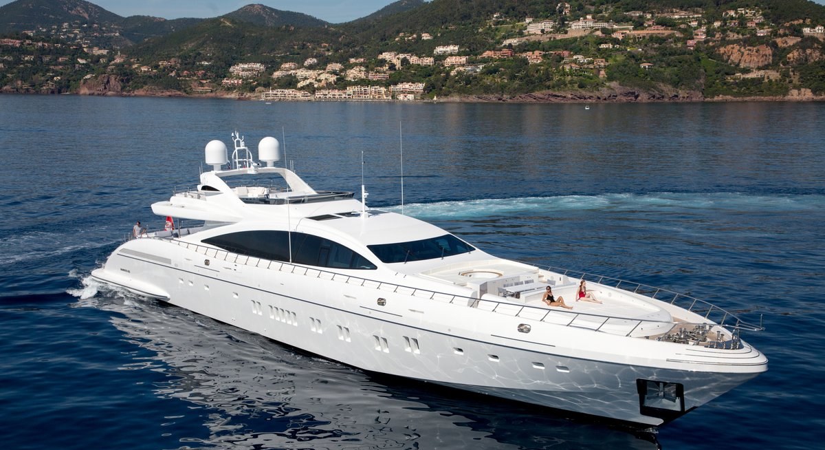 DA VINCI YACHT CHARTER yacht charter