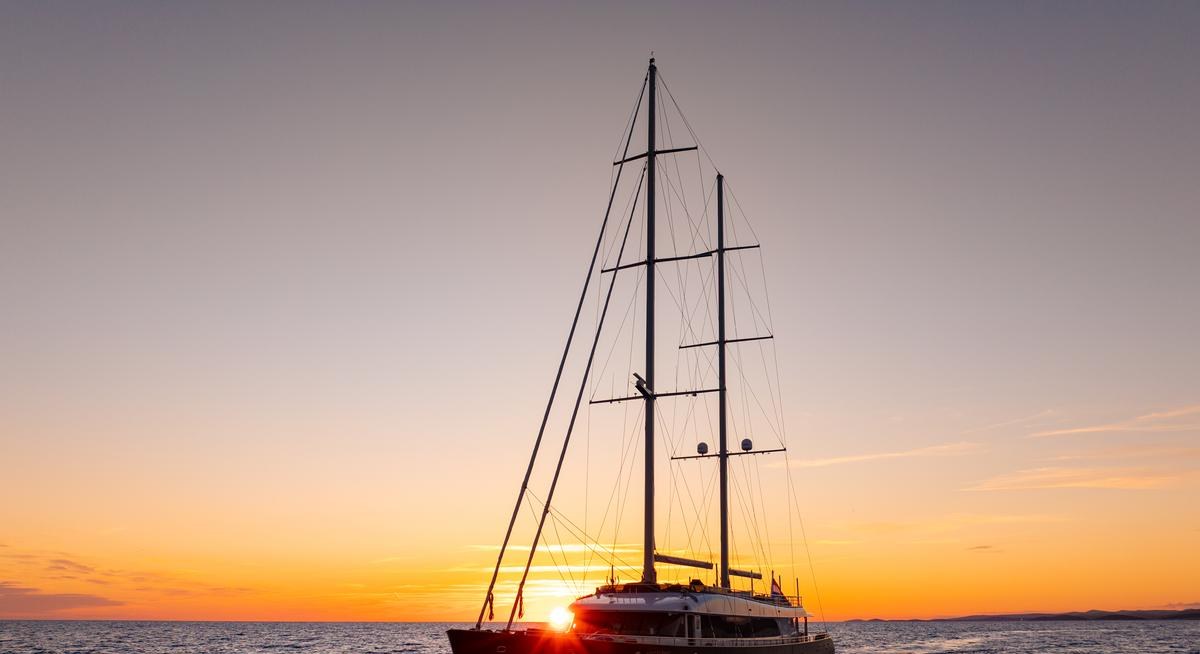 Yacht charter DALMATINO YACHT CHARTER