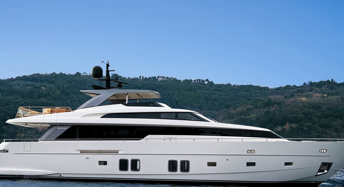 تأجير يخت DE ZEUS YACHT CHARTER