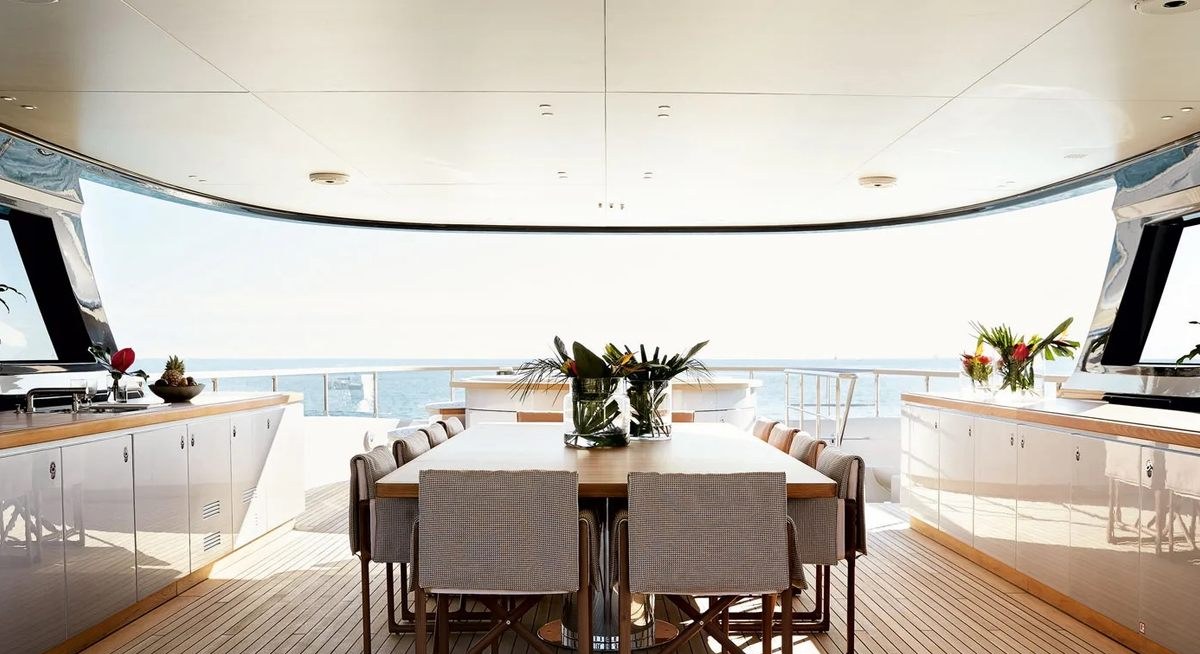 DEBRA ONE yacht charter 2