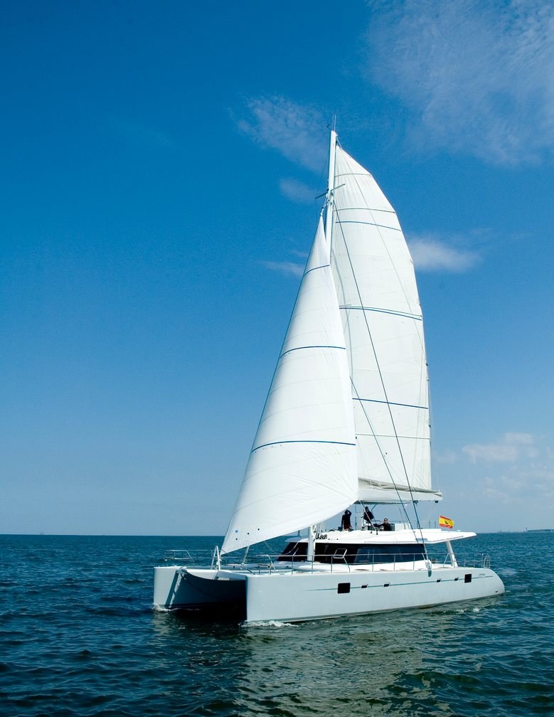 Yacht charter DEPENDE IV YACHT CHARTER