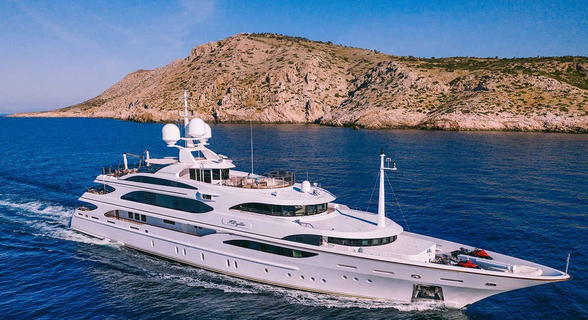 DILARA yacht charter 1