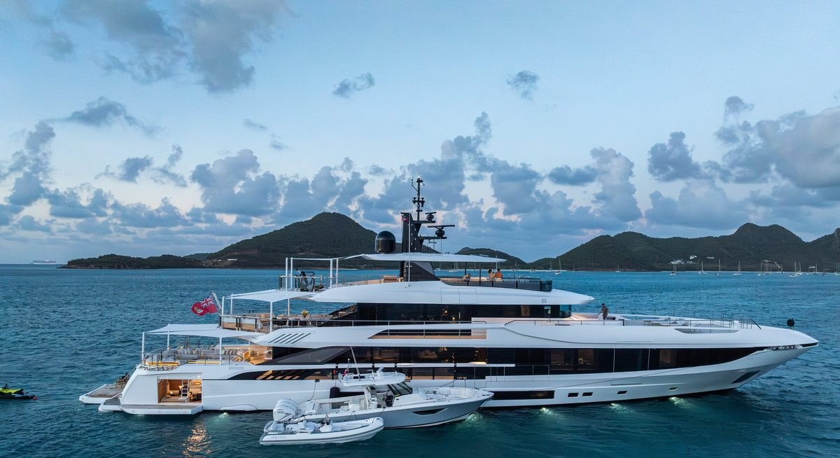 DOKINHA yacht charter 1