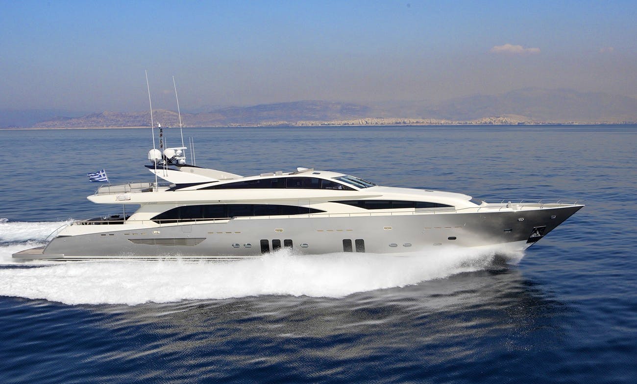 تأجير يخت DRAGON YACHT CHARTER