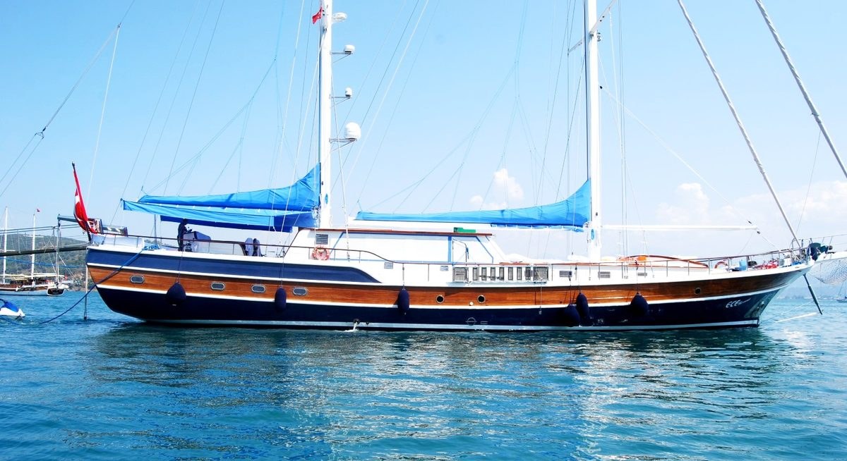 Yacht charter ECE BERRAK YACHT CHARTER
