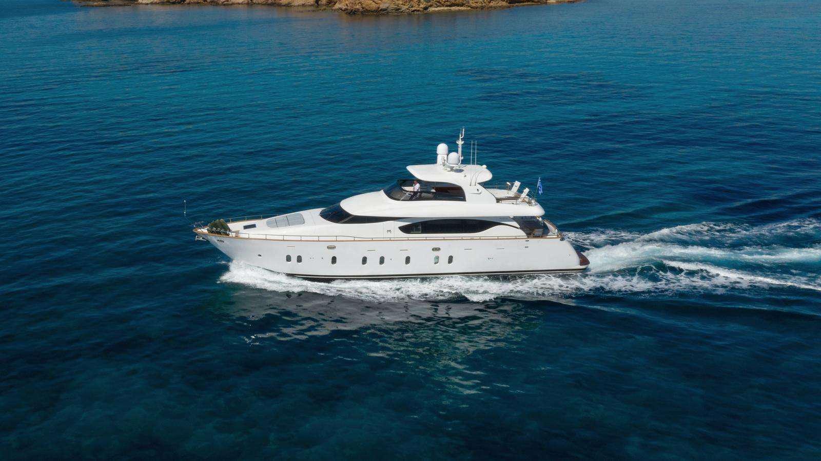 EL PECADO yacht charter 1