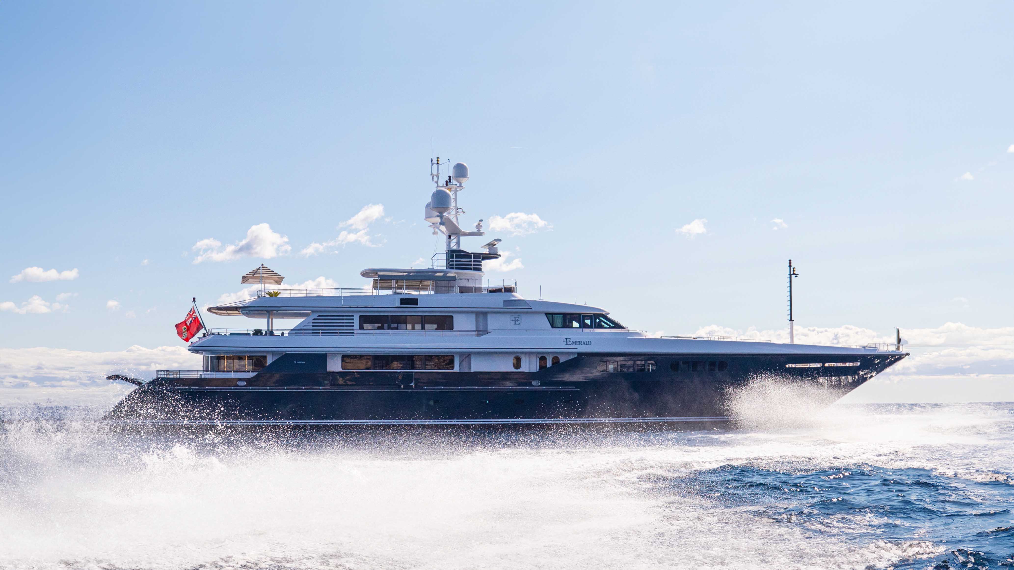 EMERALD yacht charter 1