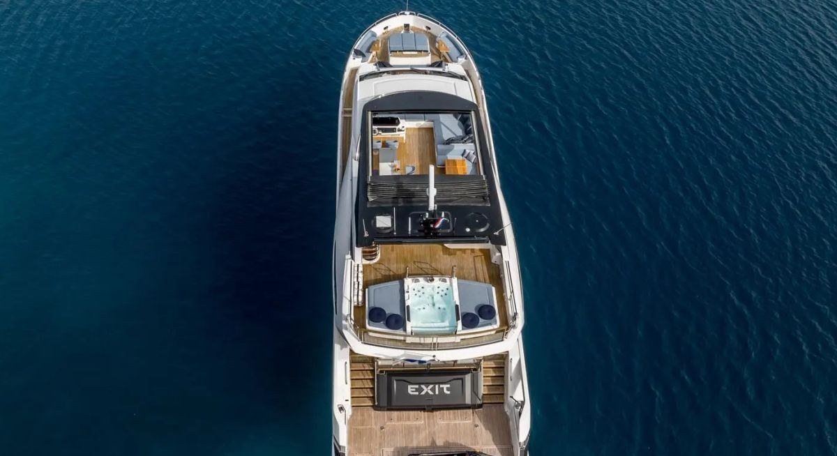 EXIT yacht charter 5