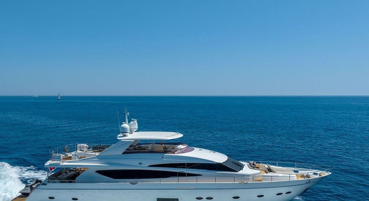 EXPERIENCE YACHT CHARTER yacht charter