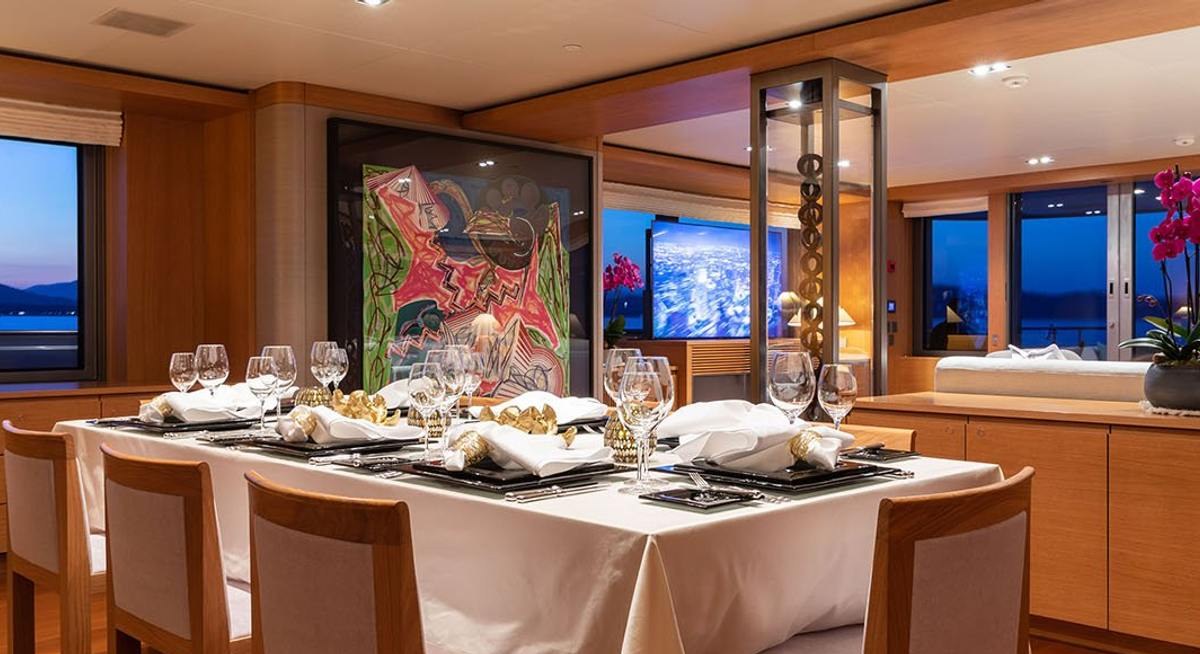 FALCO MOSCATA yacht charter 3