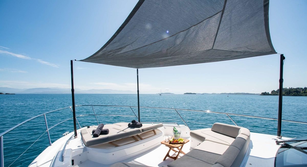 FAR & AWAY yacht charter 2