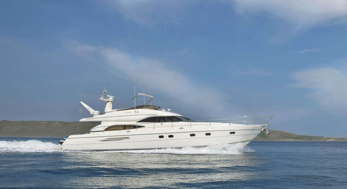 FAST BREAK yacht charter 1